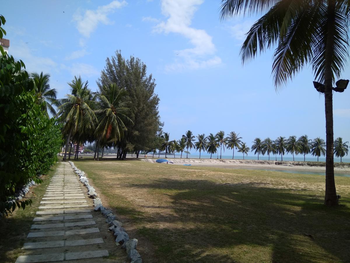 David Beachside * Port Dickson